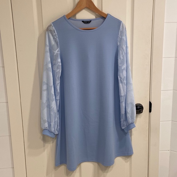 Baby blue long sleeve midi dress - Picture 1 of 3